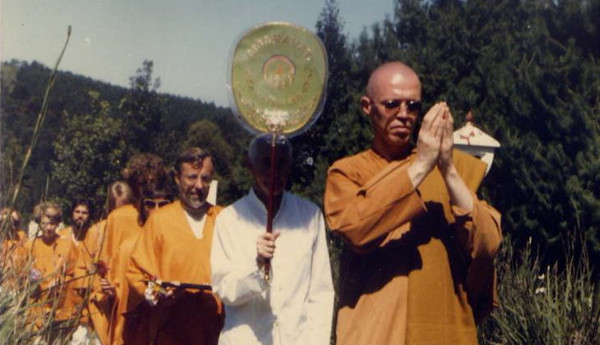 leading procession to inaugurate buddha